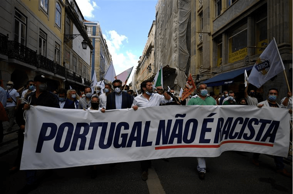 source: jornal “SOL” - “Portugal is not racist” movement against BLM movement