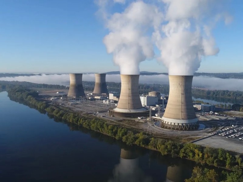 Navigating Nuclear Dilemmas 